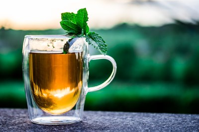 Tisane Ventre piatto Cold: l’uso della menta per ridurre il gonfiore addominale